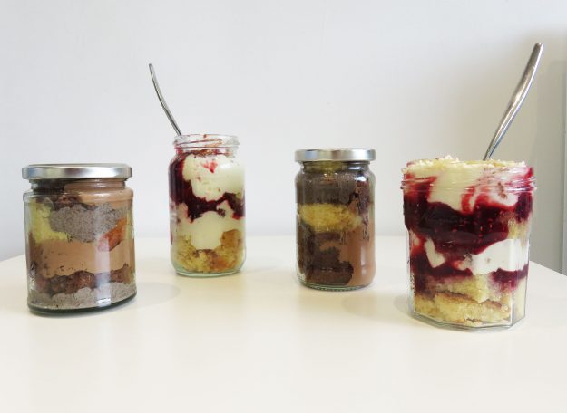 cake jars